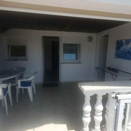 In Vir/insel 7492 Vir